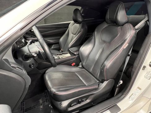 Used 2021 INFINITI Q60 Red Sport 400 RWD image 3
