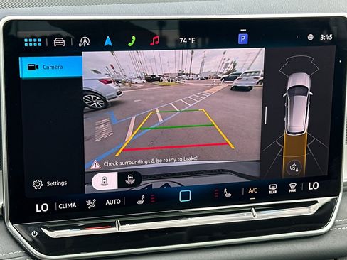 New 2025 Volkswagen Tiguan SE image 17