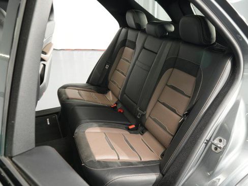Used 2021 Mercedes-Benz GLE 53 AMG 4MATIC image 41