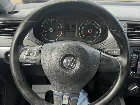 Used 2014 Volkswagen Jetta SE FWD image 7