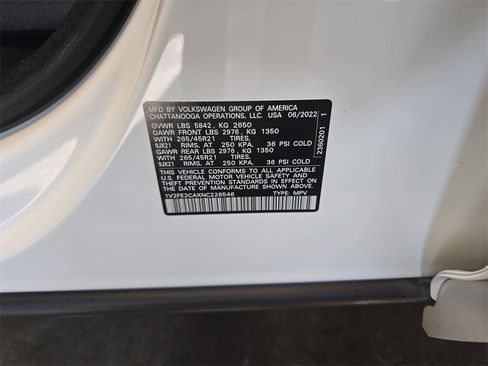 Used 2022 Volkswagen Atlas Cross Sport SEL Premium R-Line image 31