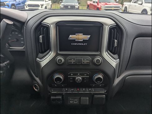 Used 2021 Chevrolet Silverado 1500 LT w/ Convenience Package II AWD/4WD image 30