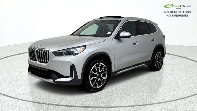 Used 2026 BMW X1 xDrive28i w/ Technology Package AWD/4WD image 3