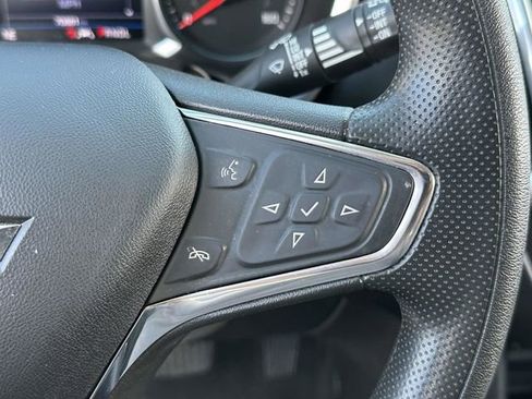 Used 2020 Chevrolet Equinox LT image 11