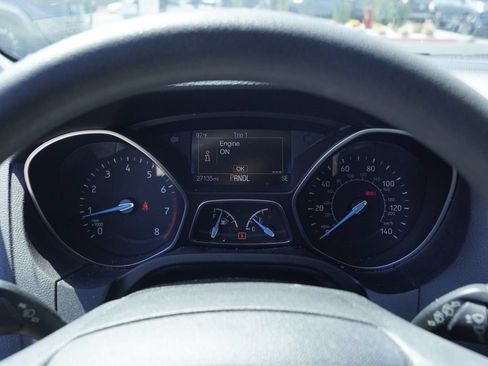 Used 2015 Ford Focus SE FWD image 11
