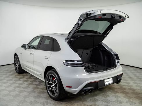 New 2026 Porsche Macan S AWD/4WD image 33