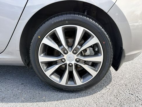 Used 2020 Hyundai Elantra GT w/ Style Package 02 FWD image 29