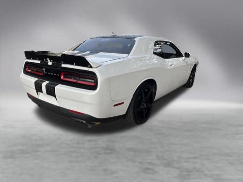 Used 2016 Dodge Challenger R/T Plus RWD image 4
