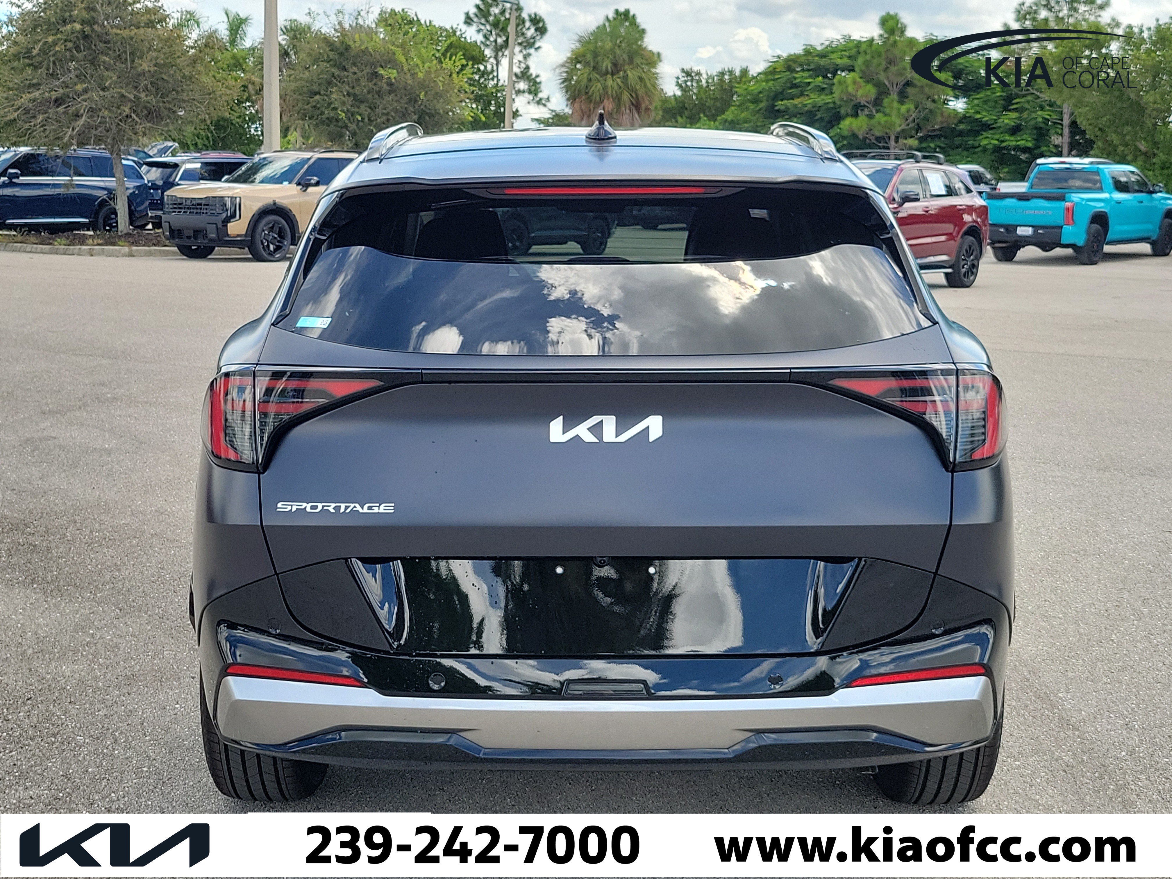 New 2027 Kia Sportage SX FWD image 5