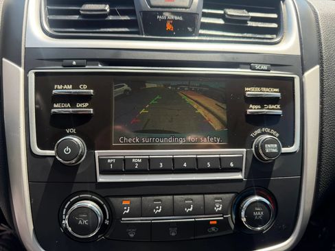 Used 2016 Nissan Altima 2.5 SR FWD image 22