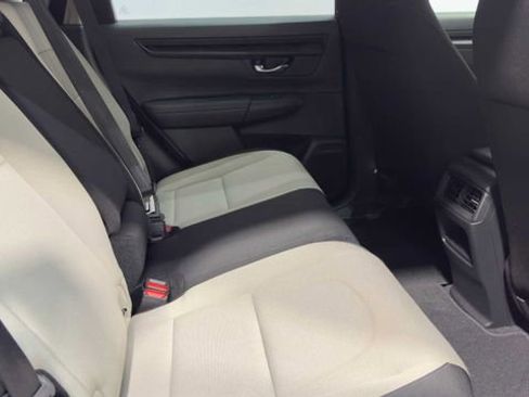 Used 2023 Honda CR-V LX image 13