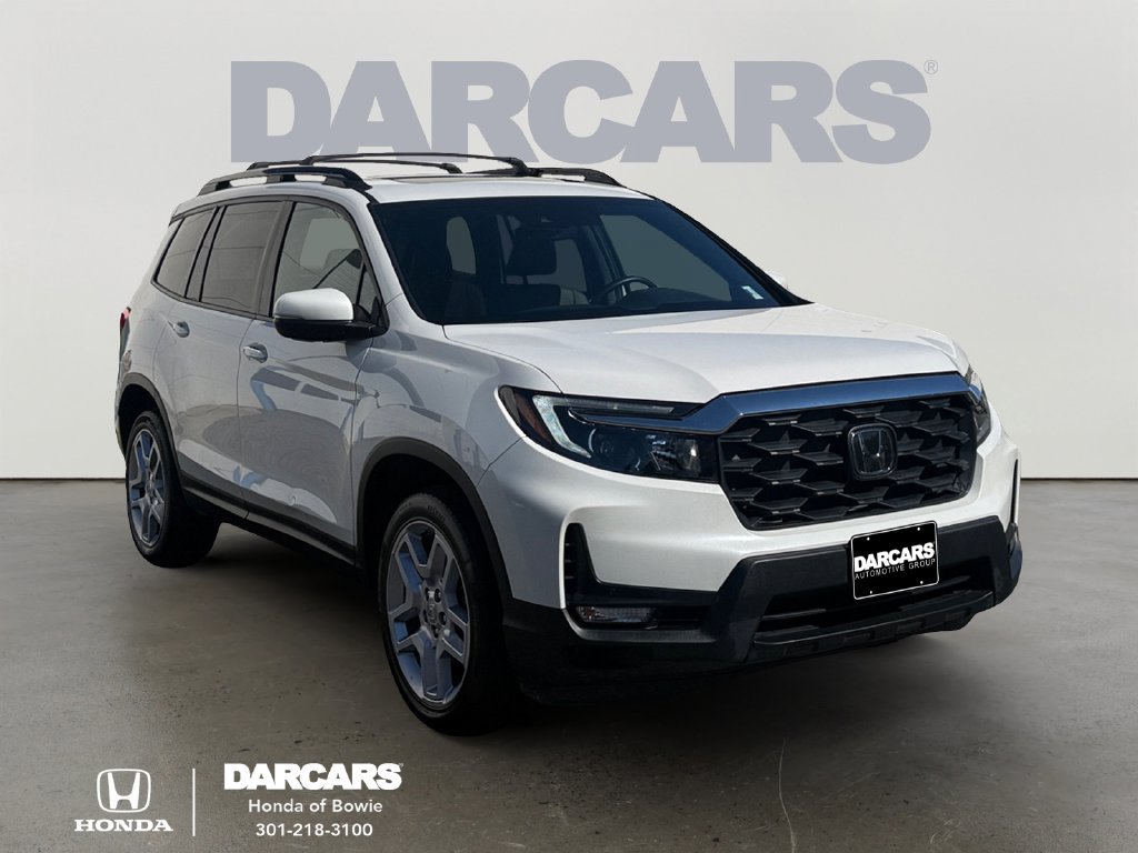 Certified 2025 Honda Passport EX-L image 1