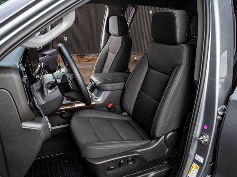 Used 2026 GMC Sierra 1500 Elevation w/ Preferred Package image 30