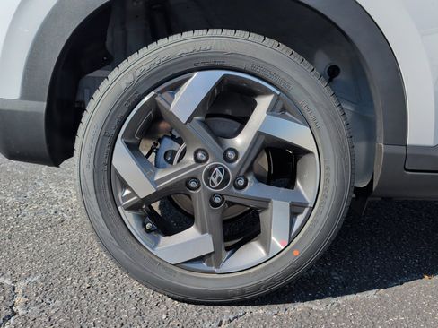 New 2026 Hyundai Venue SEL image 23