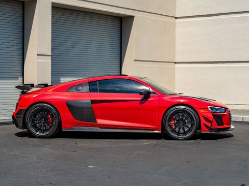 Used 2023 Audi R8 V10 GT RWD image 8