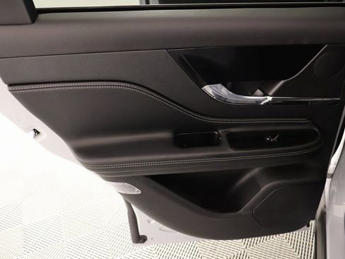 New 2026 Lincoln Corsair Premiere FWD image 16