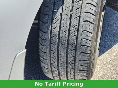 Certified 2024 Nissan Altima 2.5 SV w/ SV Premium Package FWD image 9