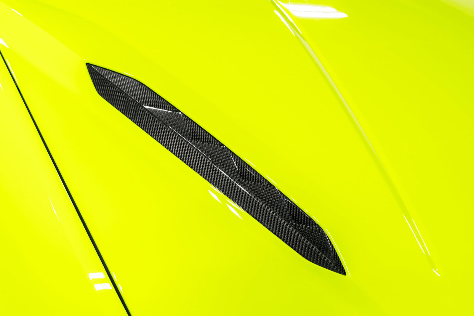 Used 2024 Lamborghini Urus Performante AWD/4WD image 54