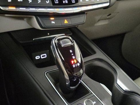 Certified 2023 Cadillac XT4 Luxury FWD image 27