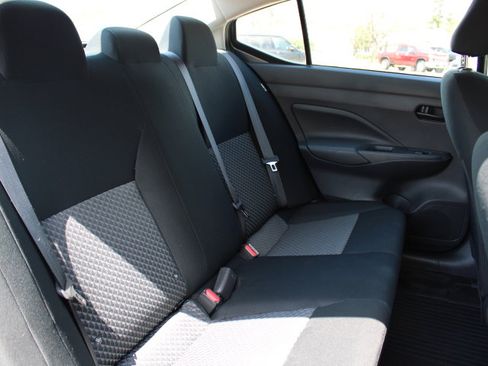 Used 2024 Nissan Versa S w/ Trunk Package image 28