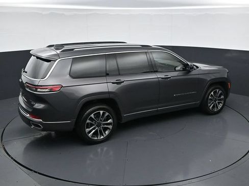 Used 2021 Jeep Grand Cherokee L Overland w/ Luxury Tech Group IV AWD/4WD image 34