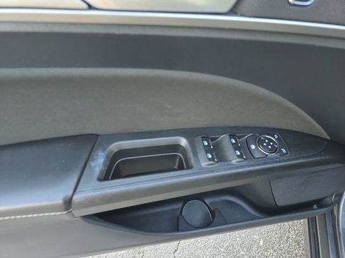 Used 2020 Ford Fusion SE image 14