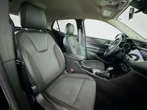 Used 2022 Buick Encore GX Select image 29