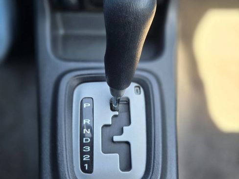 Used 2002 Subaru Impreza Outback Sport AWD/4WD image 21