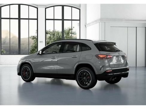 New 2026 Mercedes-Benz GLA 35 AMG 4MATIC image 31