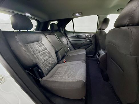 Used 2024 Chevrolet Equinox LT image 26