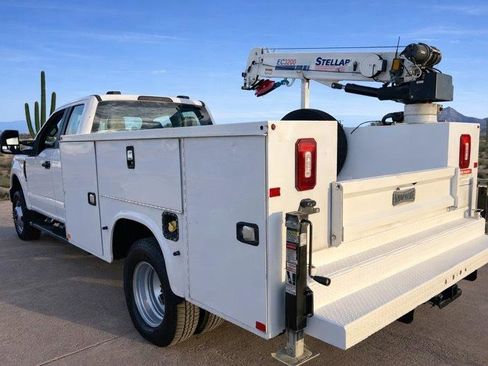 Used 2020 Ford F350 XL w/ Power Equipment Group image 5