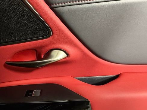 Used 2024 Lexus ES 300h F Sport image 32