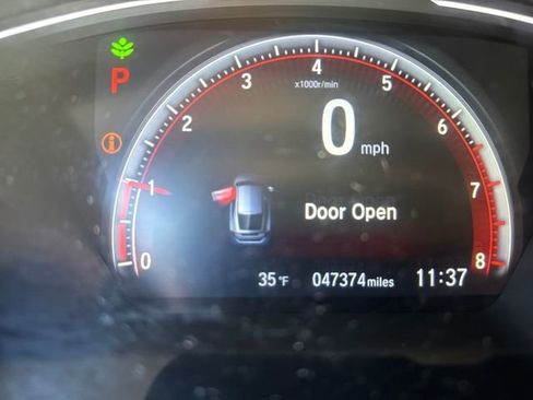 Used 2021 Honda Civic Sport image 13