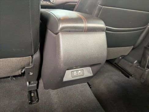 Used 2024 Nissan Altima 2.5 SR FWD image 23