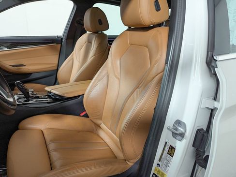 Certified 2023 BMW 530i xDrive w/ Premium Package AWD/4WD image 20