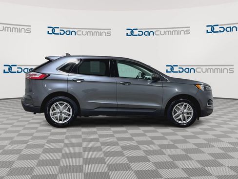 Used 2024 Ford Edge SEL AWD/4WD image 2