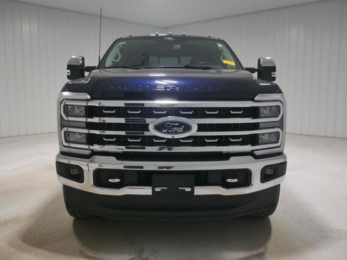 Certified 2024 Ford F250 Lariat w/ Chrome Package image 2