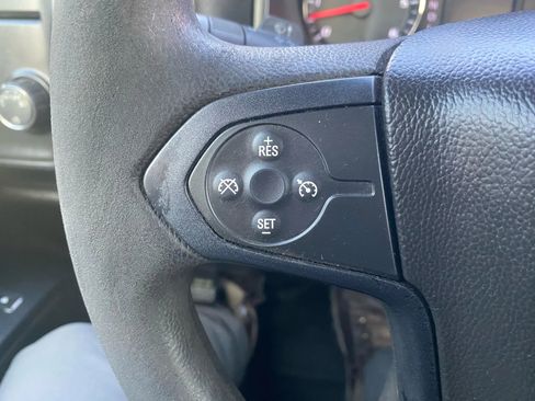 Used 2018 Chevrolet Silverado 2500 W/T image 16