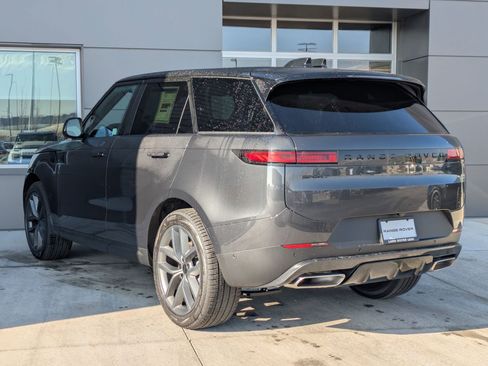 New 2026 Land Rover Range Rover Sport SE image 8