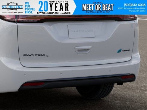 New 2026 Chrysler Pacifica Select image 16