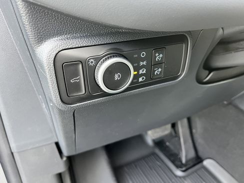 New 2026 Ford Explorer Active w/ Active Comfort Package image 13