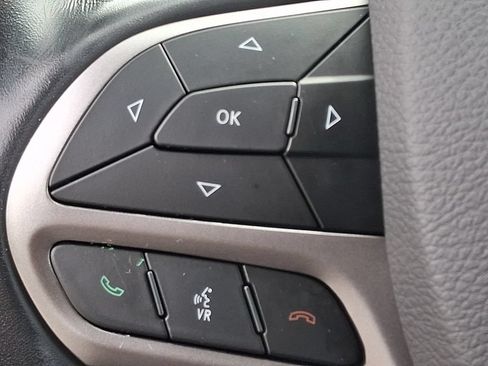 Used 2021 Jeep Cherokee Latitude Lux AWD/4WD image 21