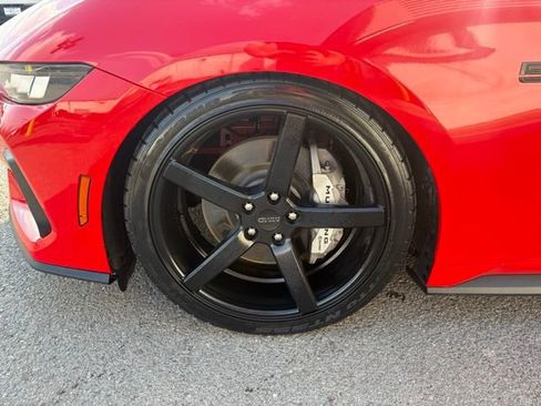 Used 2024 Ford Mustang GT Premium image 13