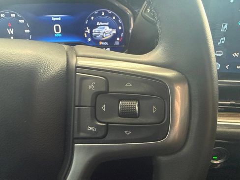 Used 2023 Chevrolet Silverado 1500 LT AWD/4WD image 23