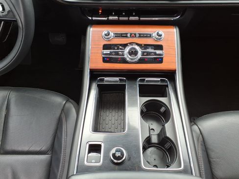 Certified 2023 Lincoln Aviator Reserve w/ Class IV Trailer Tow Package AWD/4WD image 23