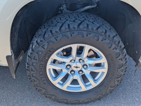 Used 2021 Chevrolet Silverado 1500 RST image 10