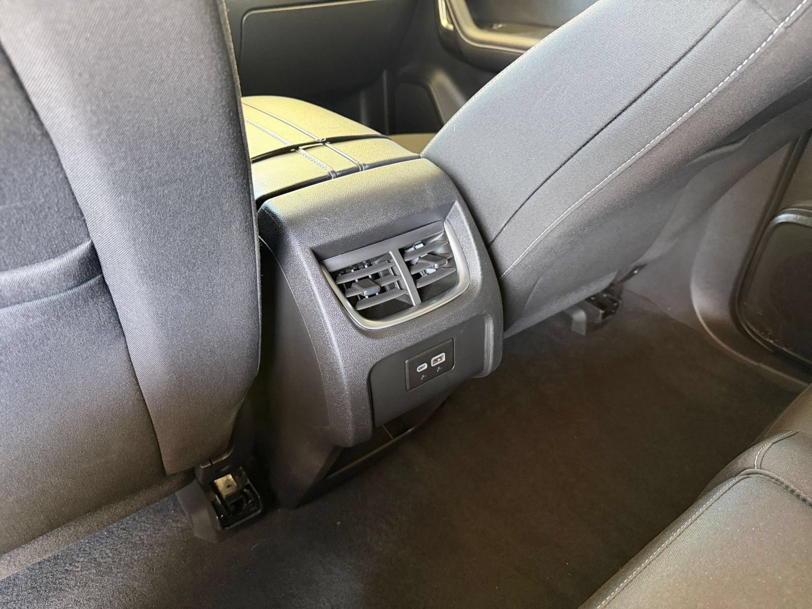 Used 2026 Chevrolet Blazer LT AWD/4WD image 24