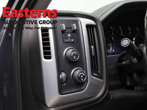 Used 2018 GMC Sierra 1500 SLE w/ SLE Value Package AWD/4WD image 21