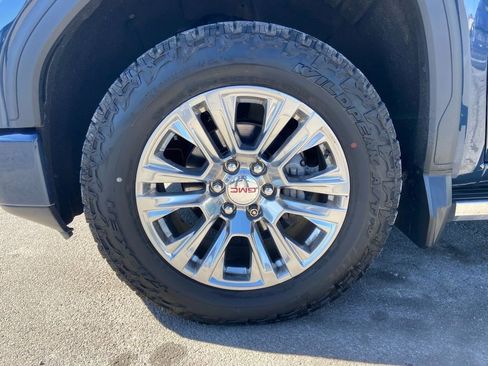 Used 2020 GMC Sierra 1500 Denali w/ Technology Package image 18