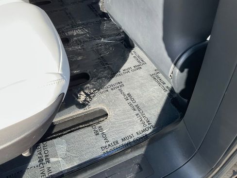 Used 2019 Tesla Model X Performance image 54